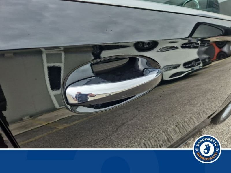 Mercedes-Benz A 180 2025