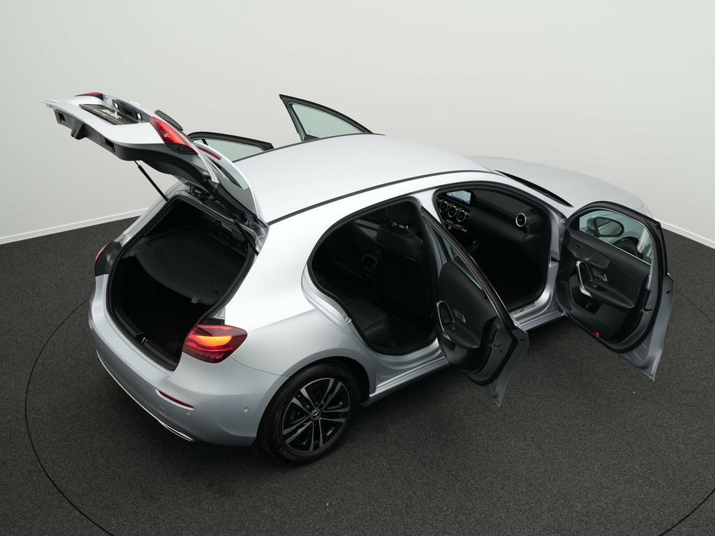 Mercedes-Benz A 180 2024