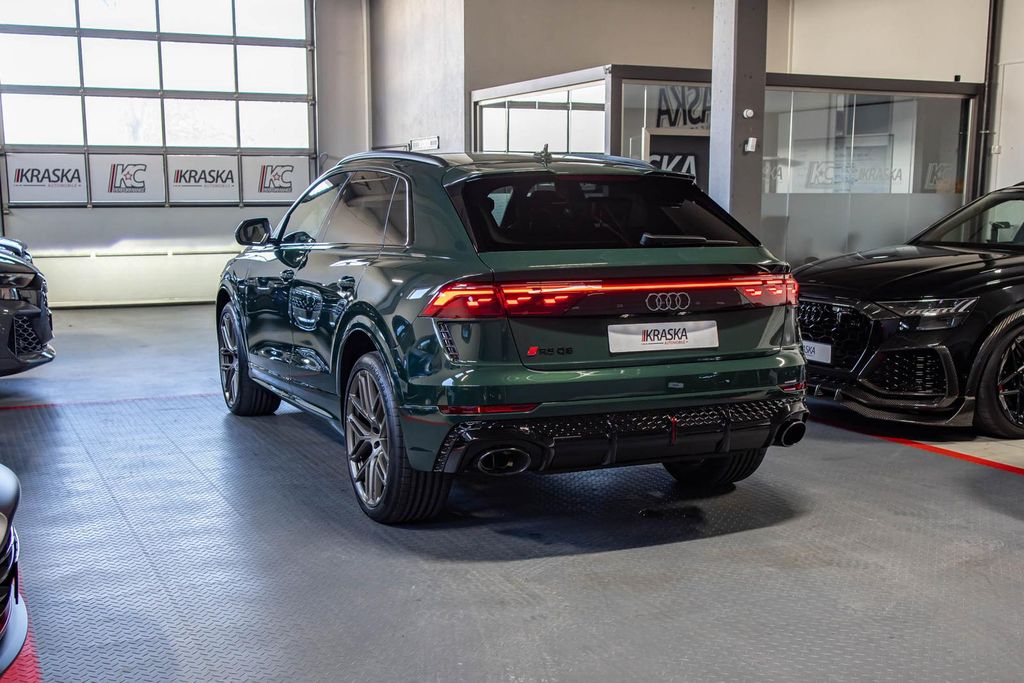 Audi RSQ8 2025
