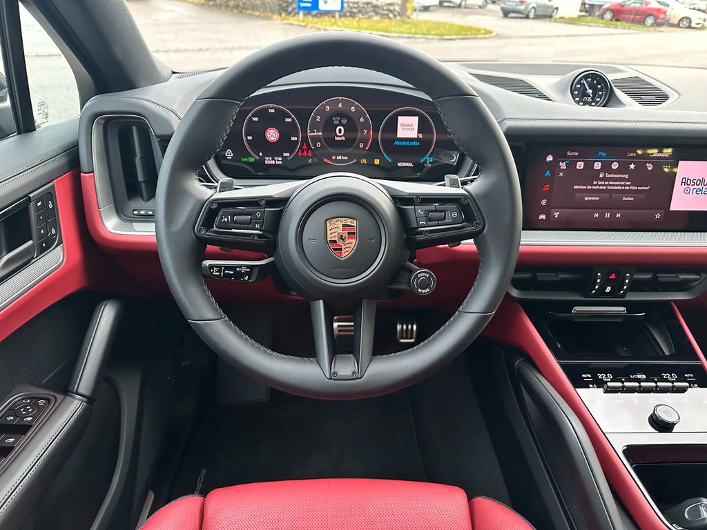 Porsche Cayenne 2025