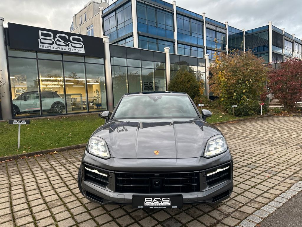 Porsche Cayenne 2025