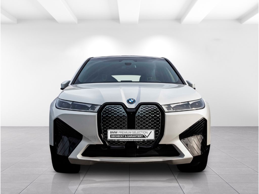 BMW iX 2023