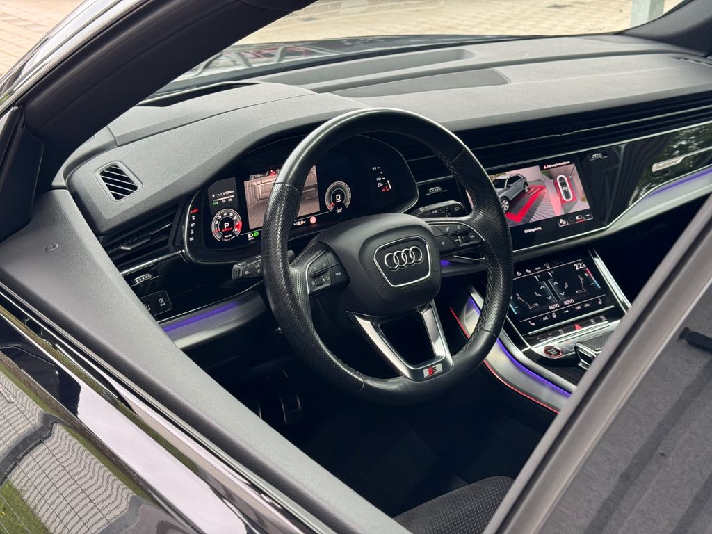 Audi SQ8 2021