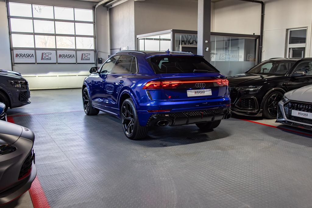 Audi RSQ8 2025