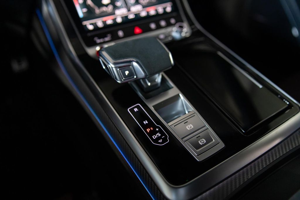 Audi RSQ8 2025