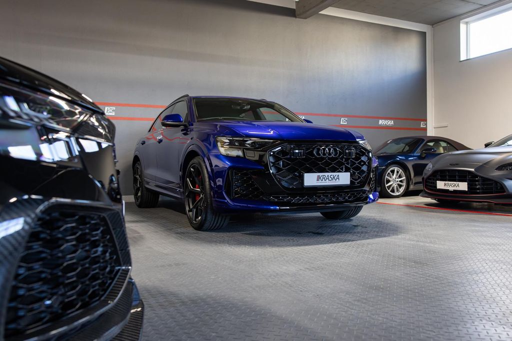 Audi RSQ8 2025