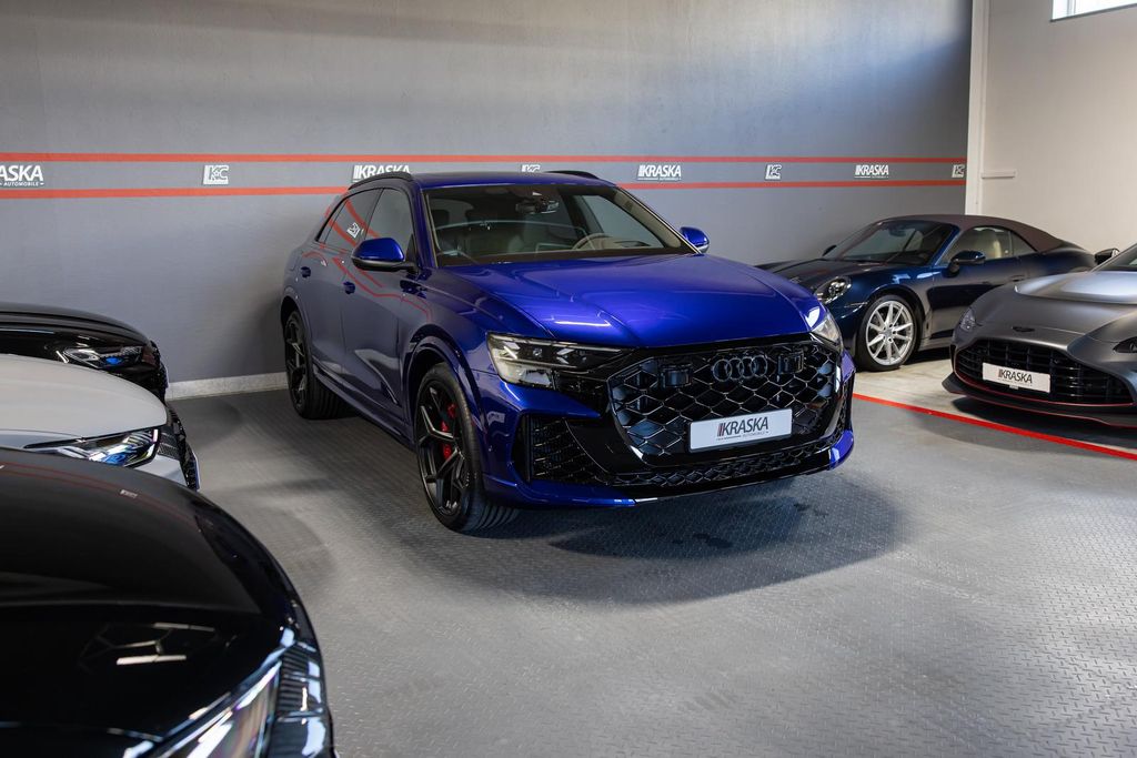 Audi RSQ8 2025