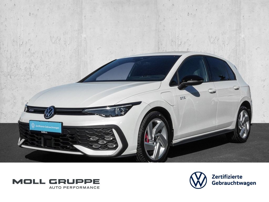 Volkswagen Golf 2025