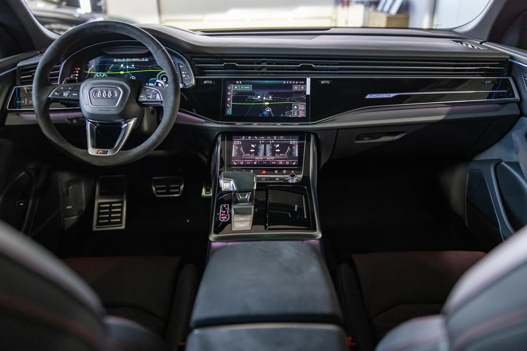Audi RSQ8 2025
