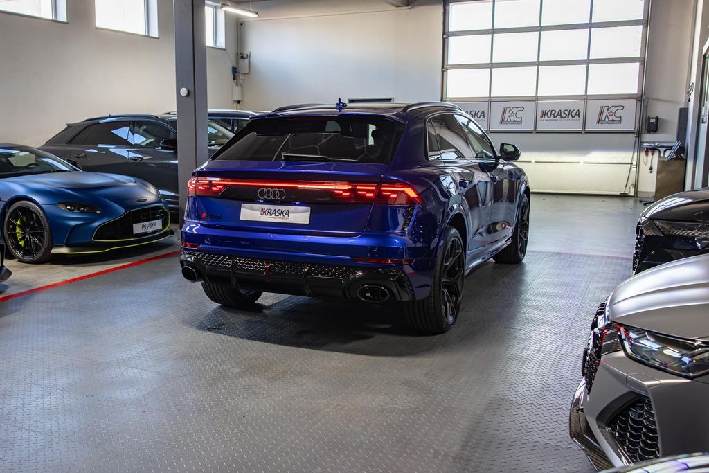 Audi RSQ8 2025