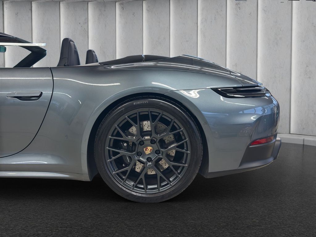 Porsche 992 2025