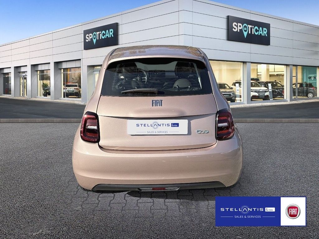 Fiat 500e 2023