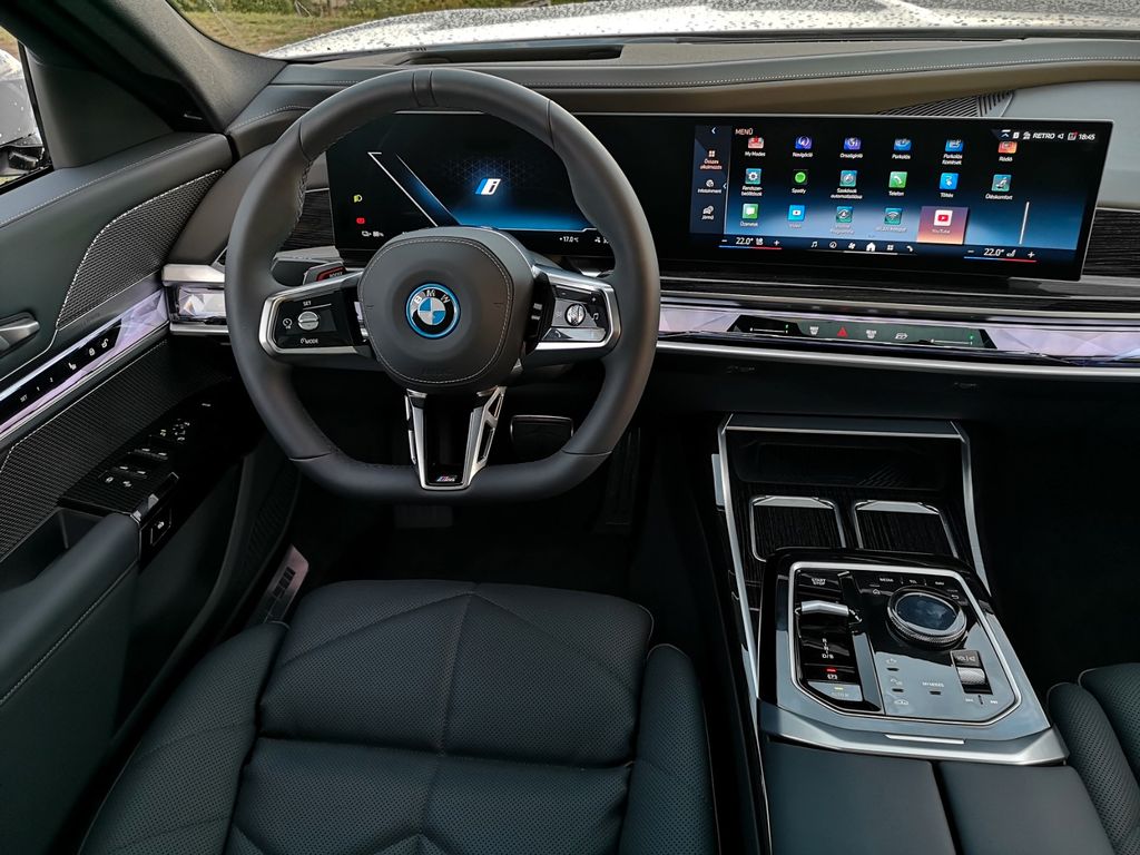 BMW i7 2025