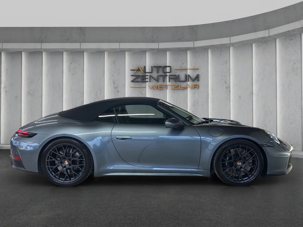 Porsche 992 2025