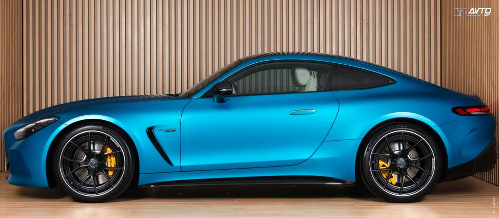 Mercedes-Benz AMG GT 2025