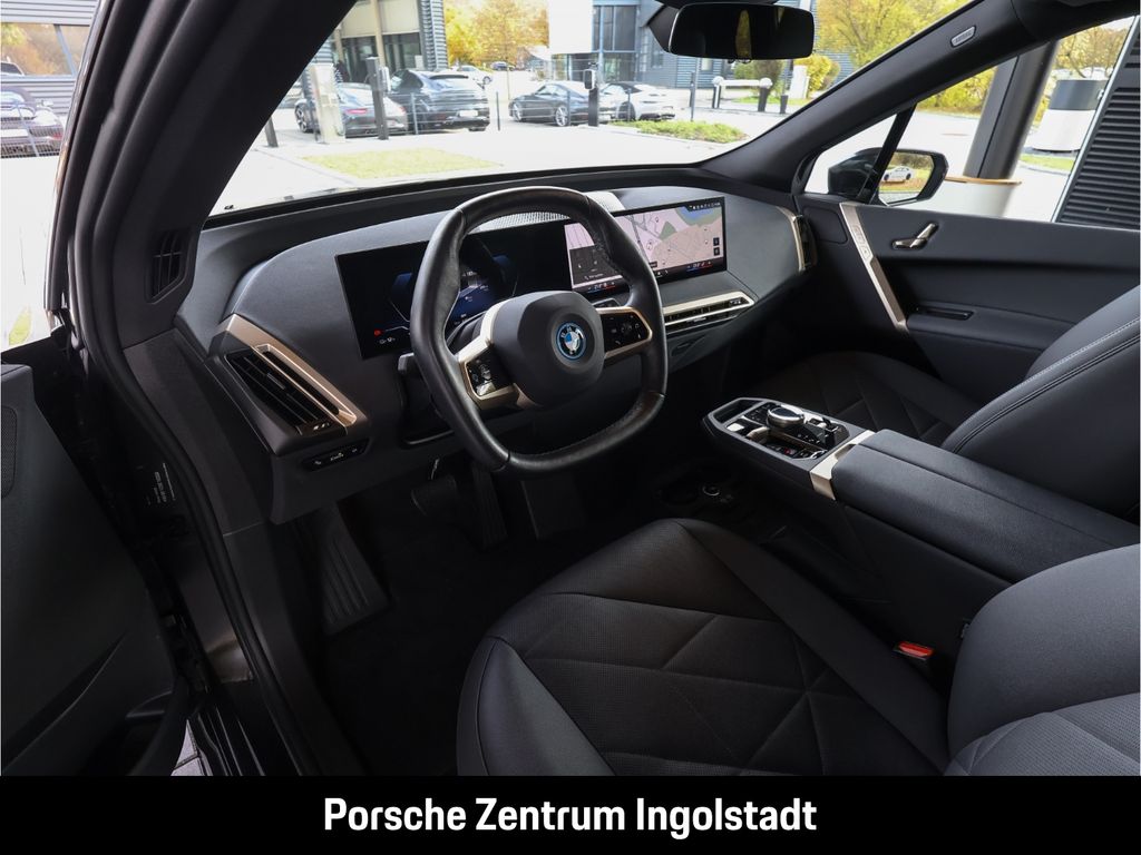 BMW iX 2023