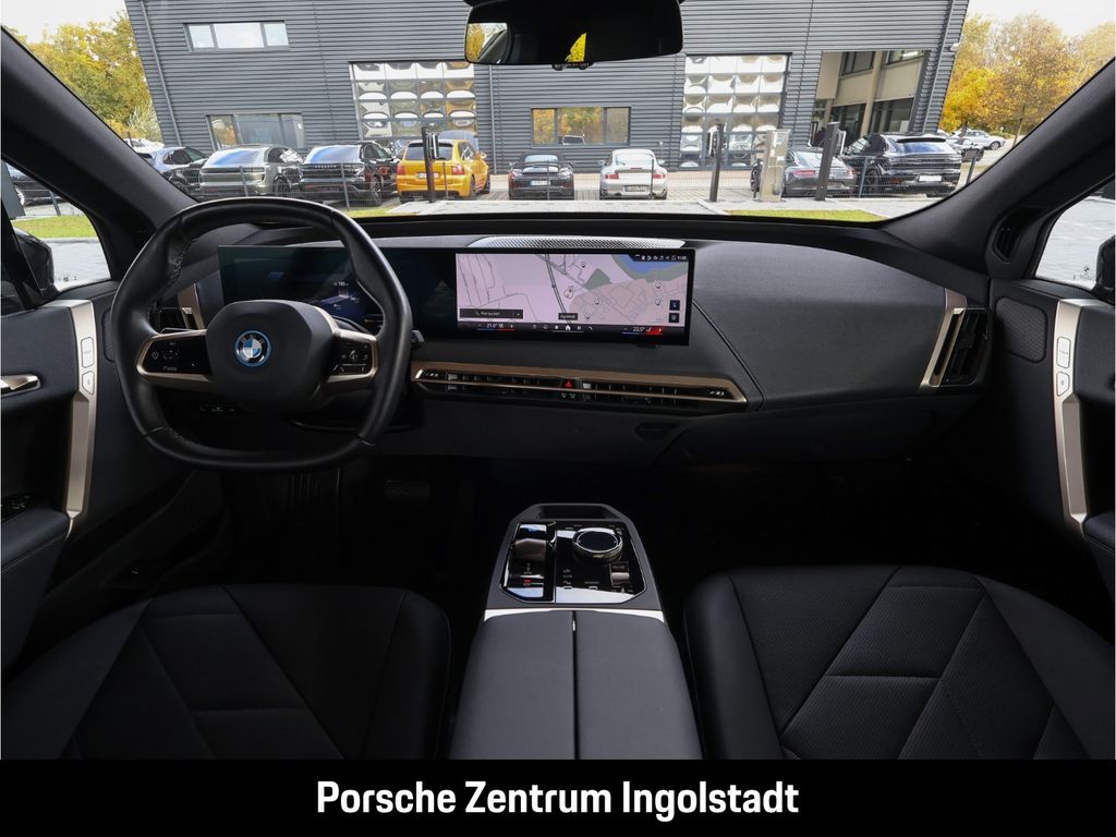 BMW iX 2023
