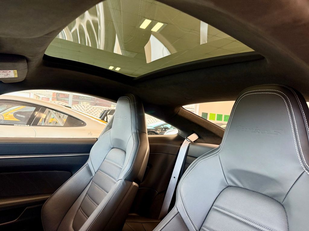 Porsche 992 2022