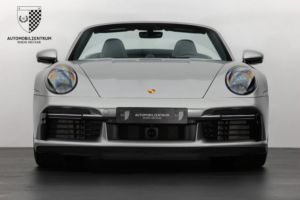 Porsche 911 2023