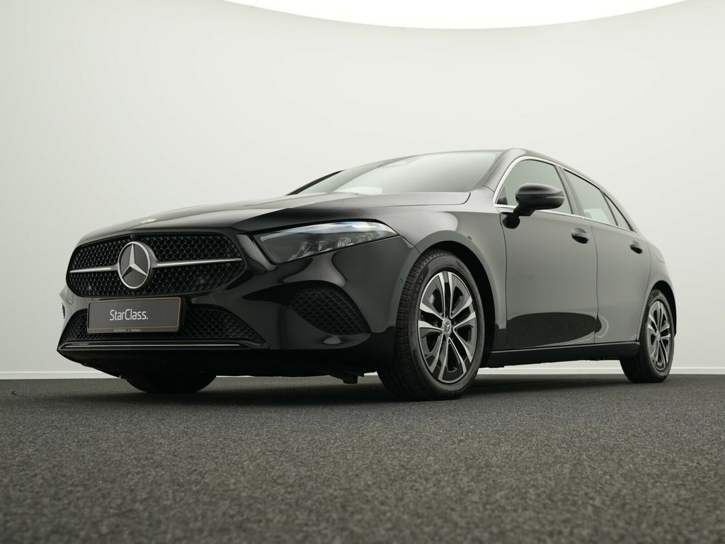 Mercedes-Benz A 180 2024