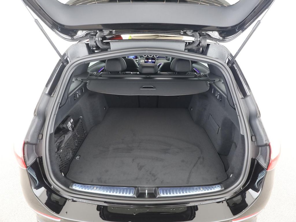 Mercedes-Benz C 220 2025