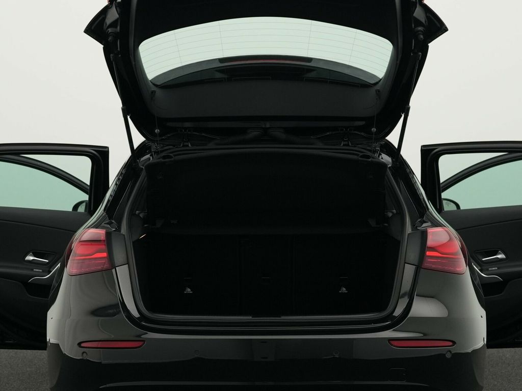 Mercedes-Benz A 180 2024