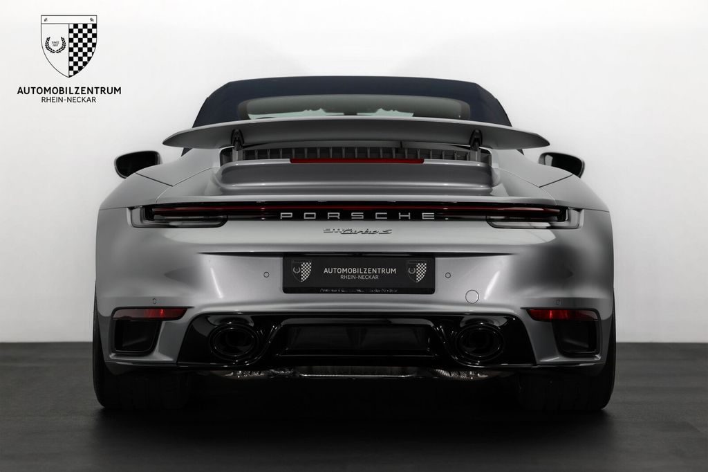 Porsche 992 2023