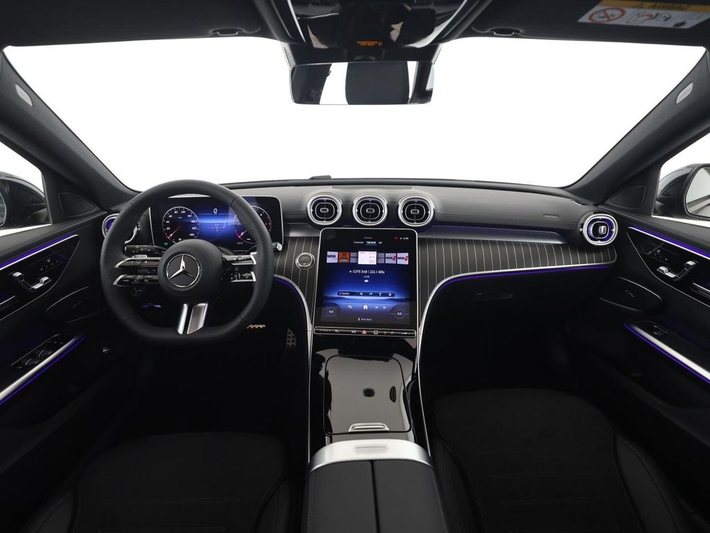 Mercedes-Benz C 220 2025