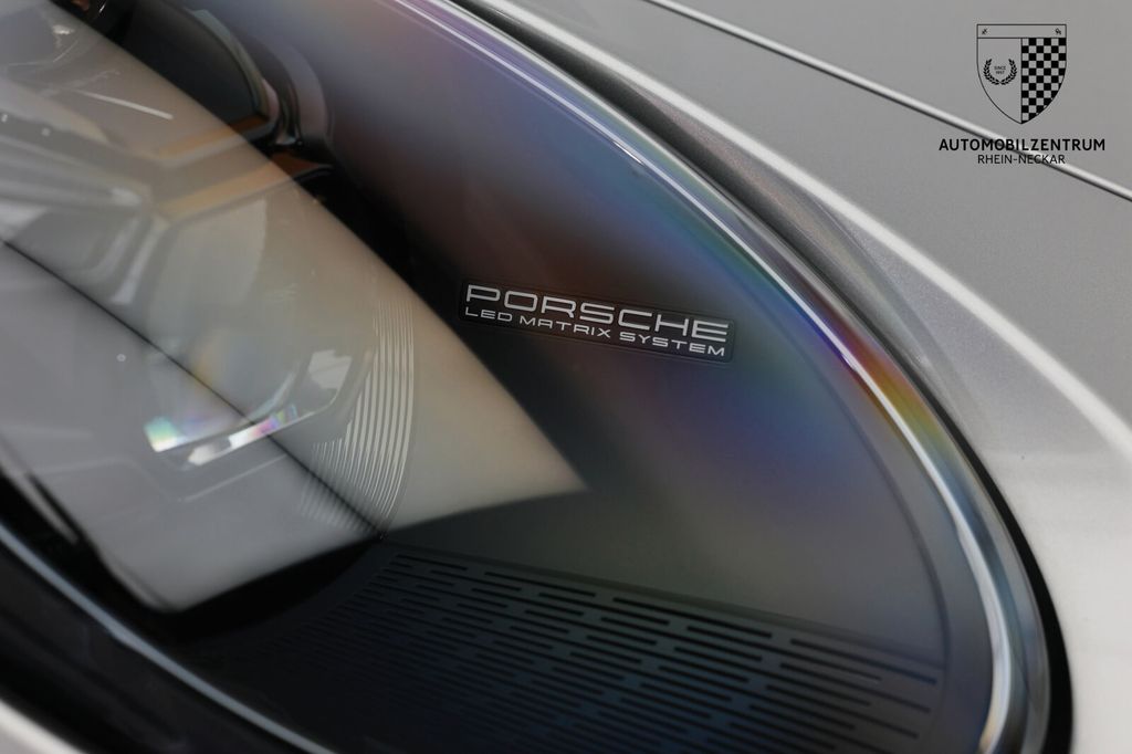 Porsche 992 2023