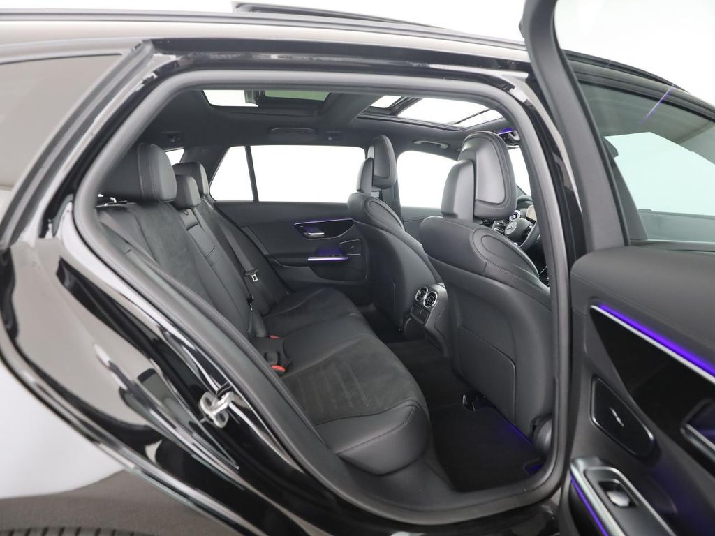 Mercedes-Benz C 220 2025