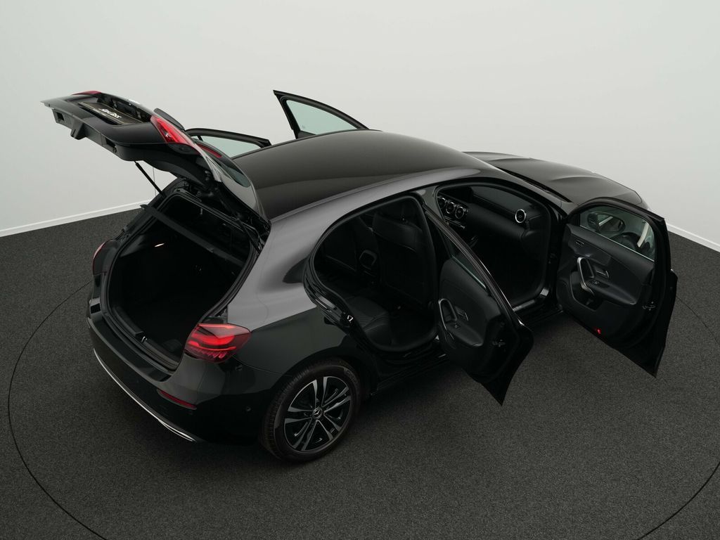 Mercedes-Benz A 180 2024