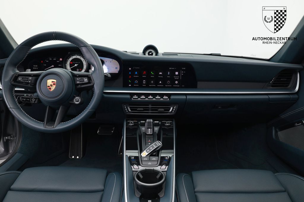 Porsche 911 2023