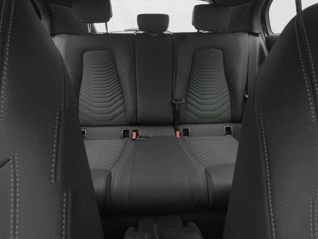 Mercedes-Benz A 180 2024