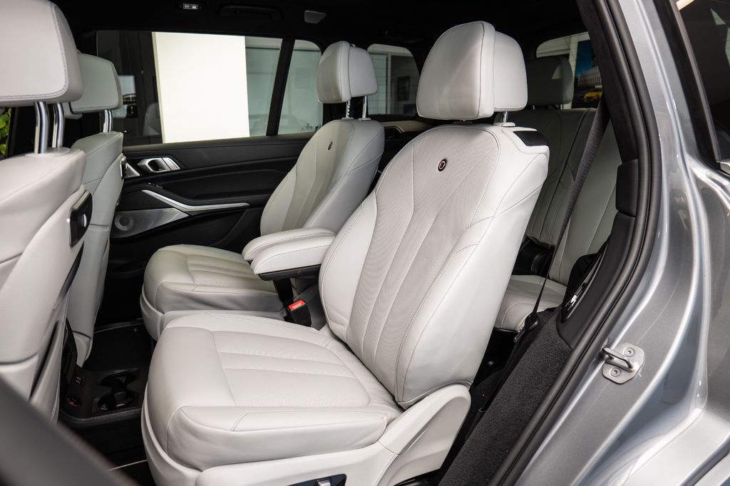 ALPINA XB7 2023