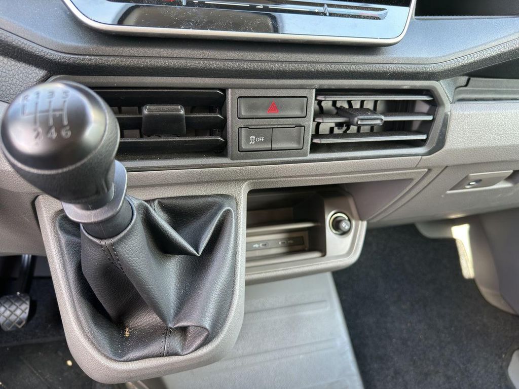 Volkswagen Crafter 2024