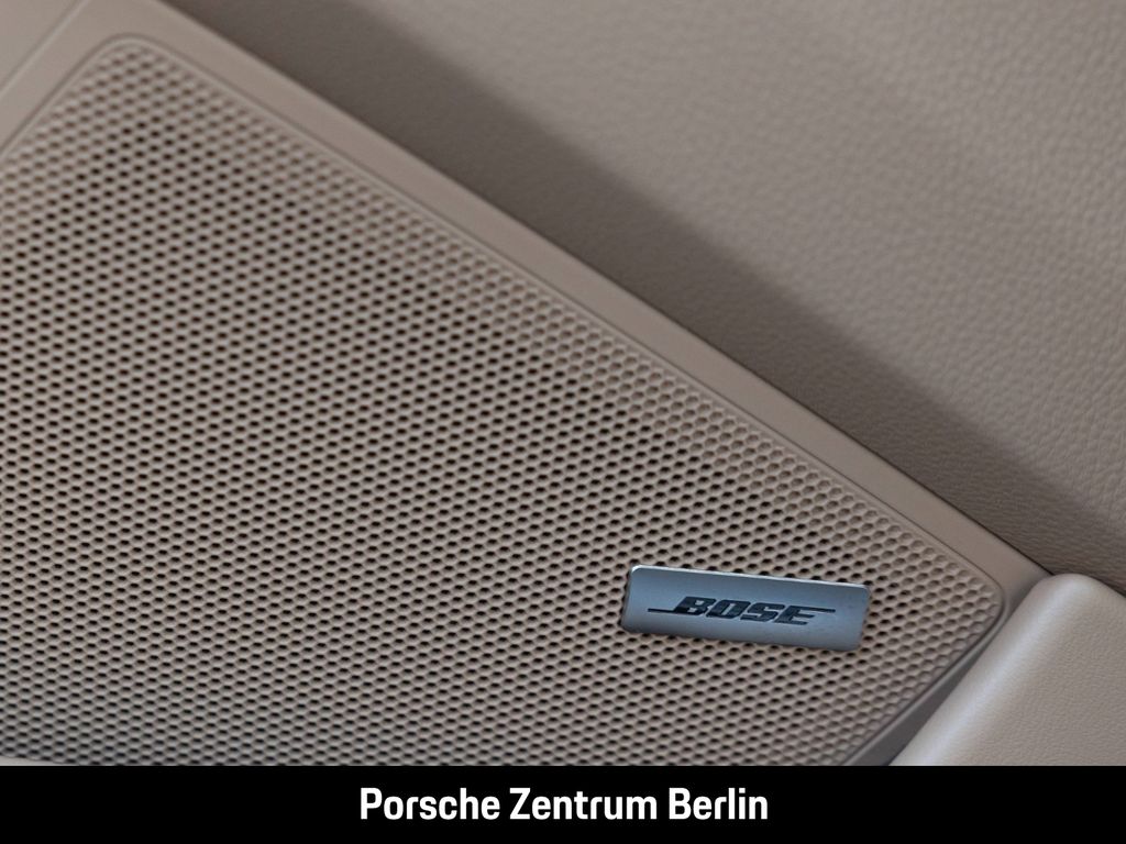 Porsche 992 2024