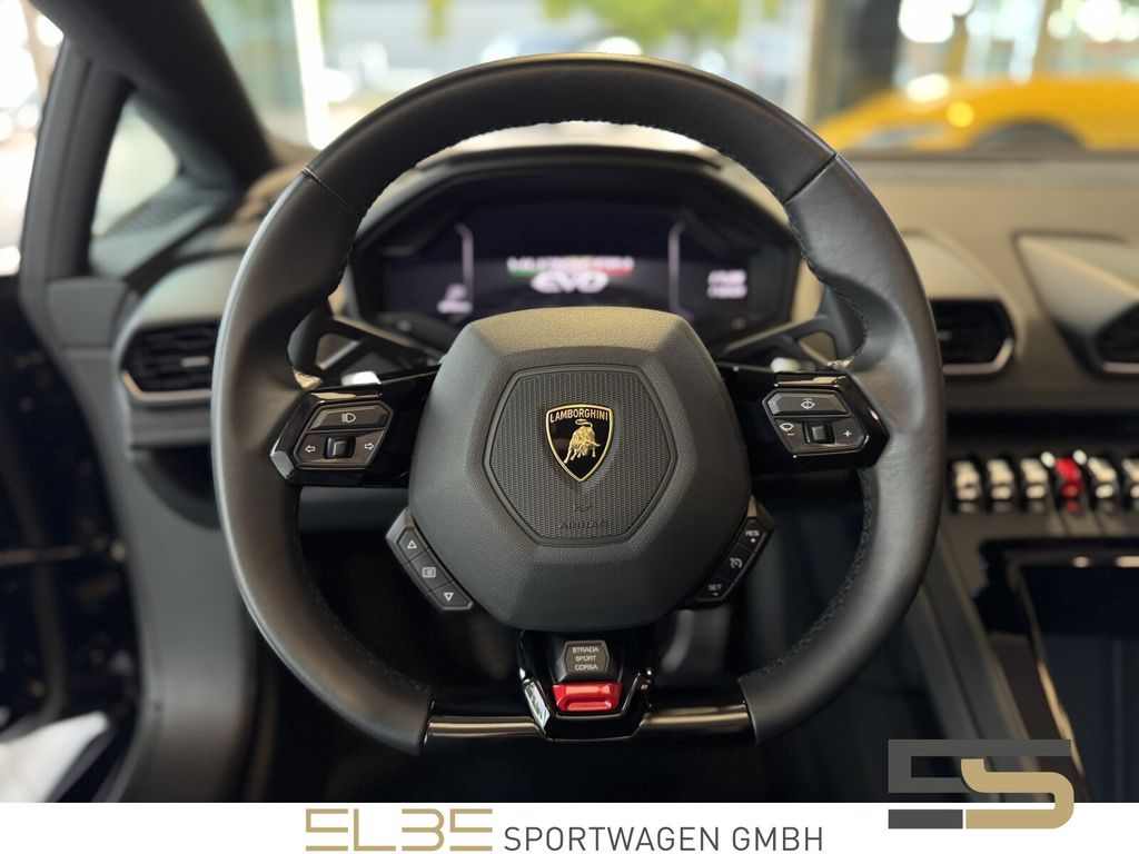 Lamborghini Huracán 2023