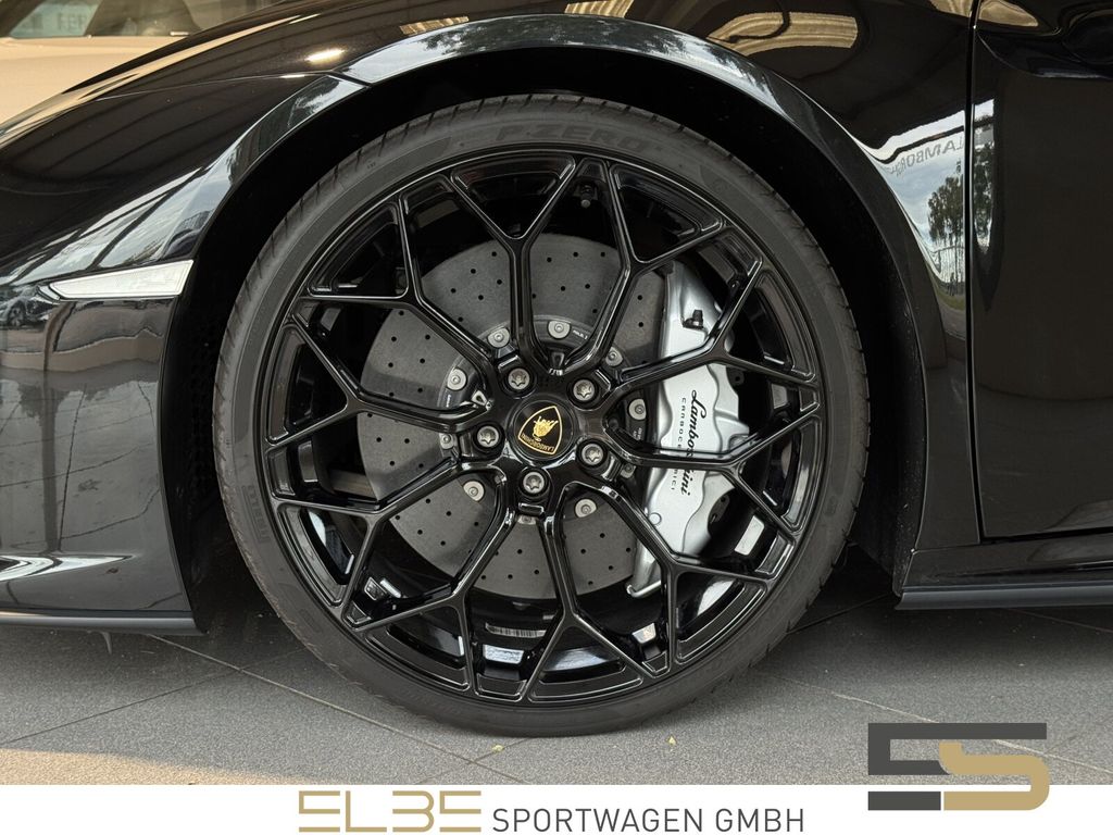 Lamborghini Huracán 2023