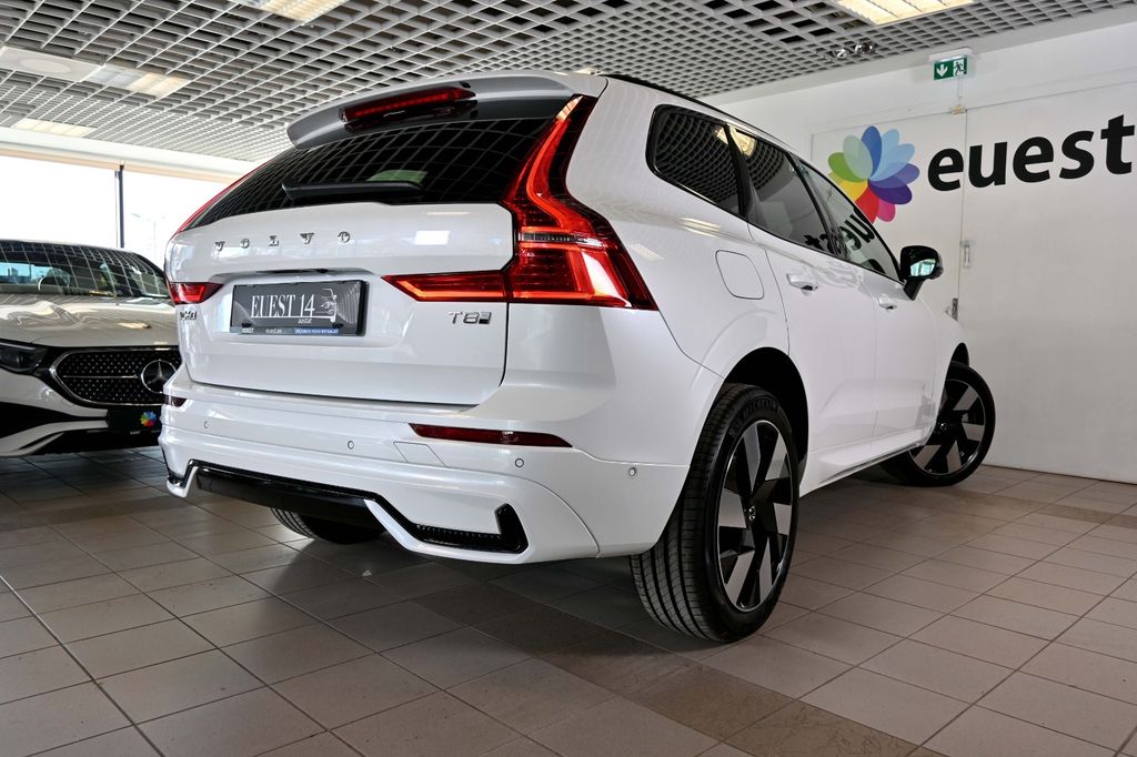 Volvo XC60 2025