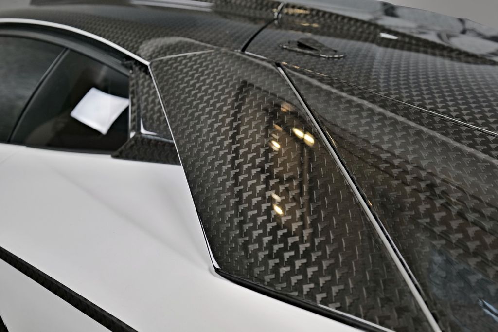 Lamborghini Aventador 2014