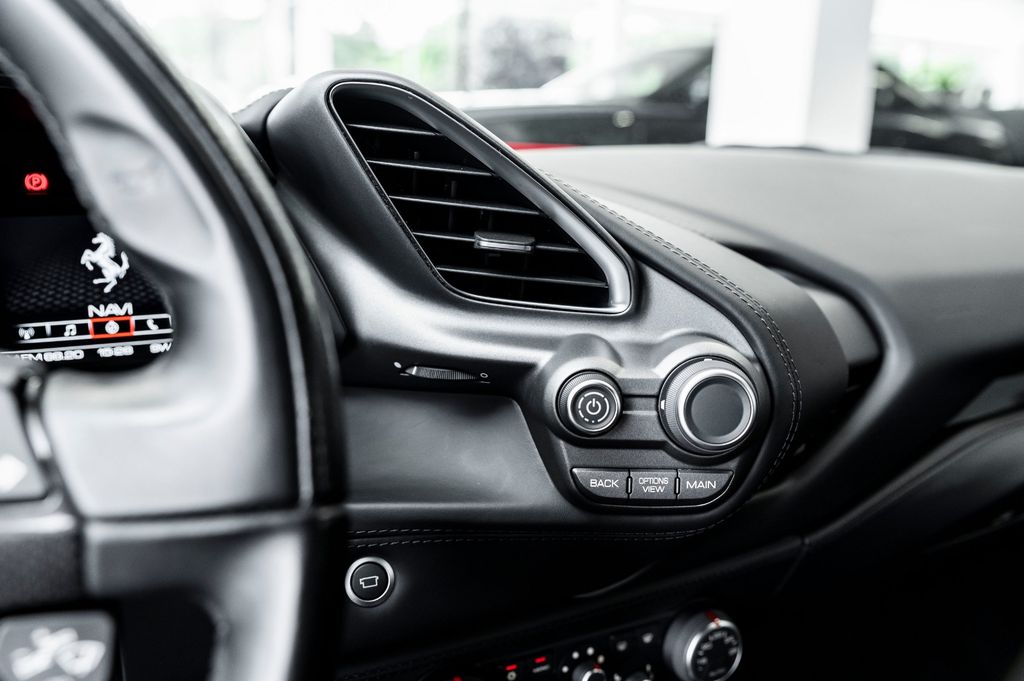 Ferrari 488 GTB 2016