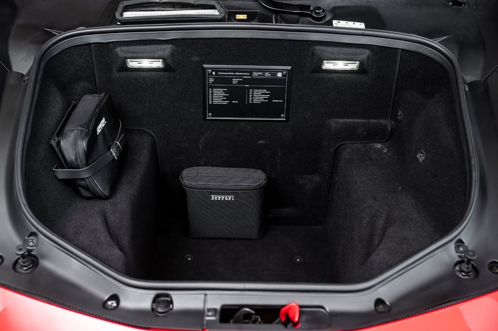 Ferrari 488 GTB 2016