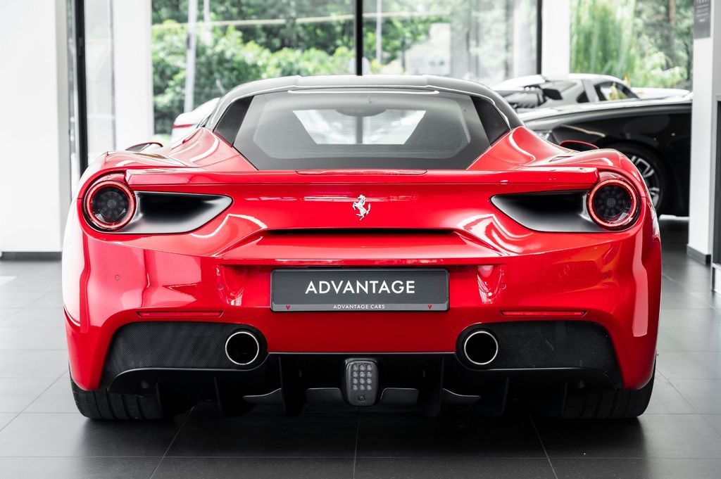 Ferrari 488 GTB 2016