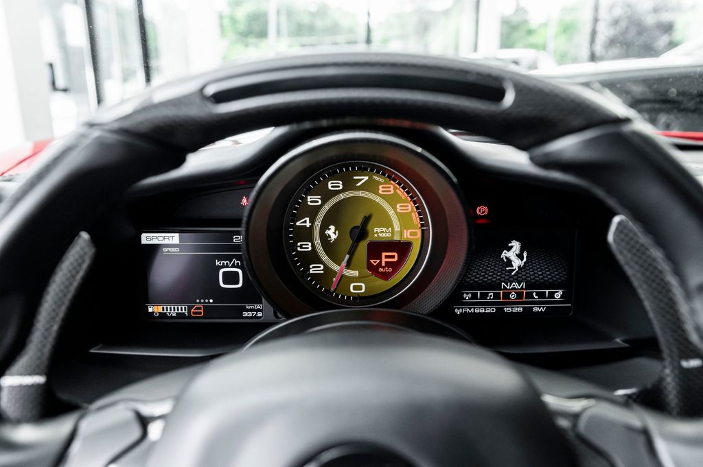 Ferrari 488 GTB 2016