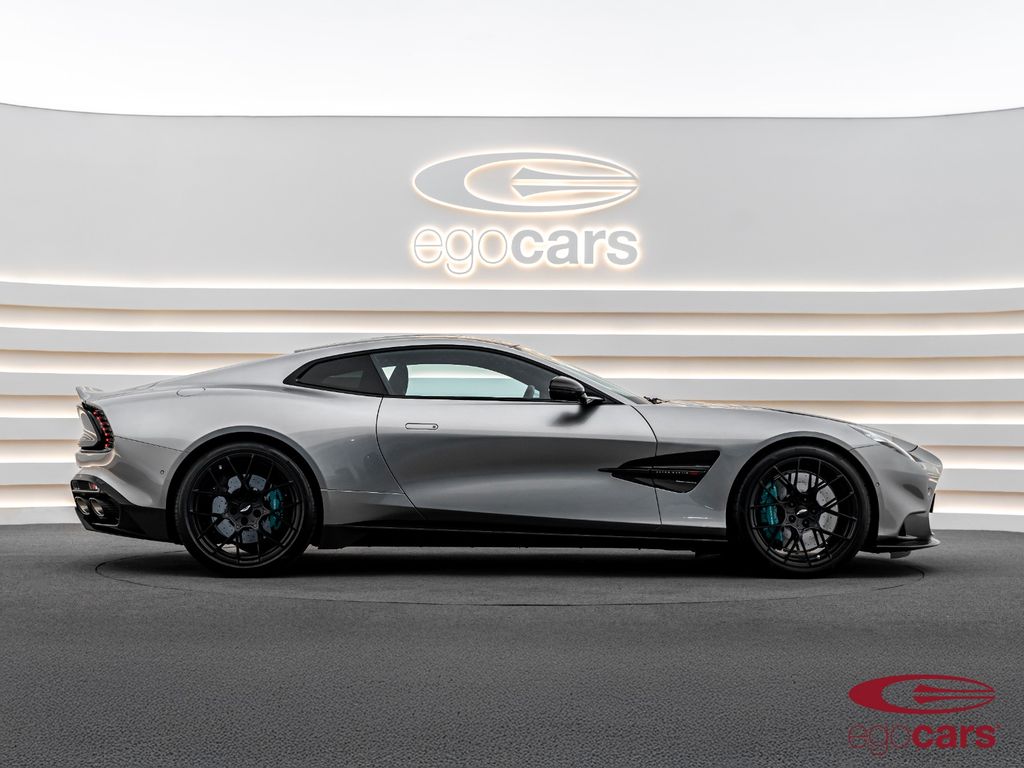 Aston Martin Vanquish 2025