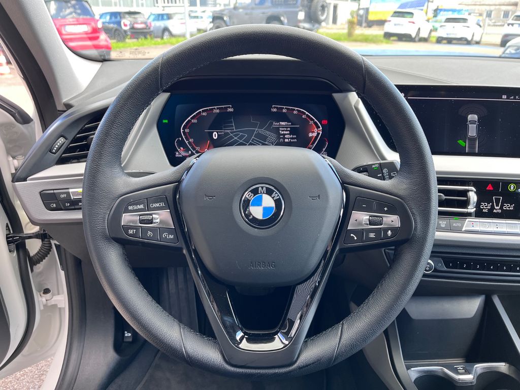 BMW 116 2022