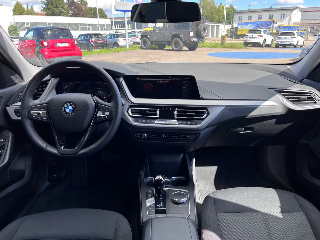 BMW 116 2022
