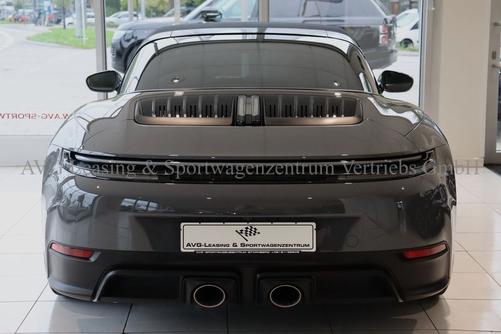 Porsche 992 2024