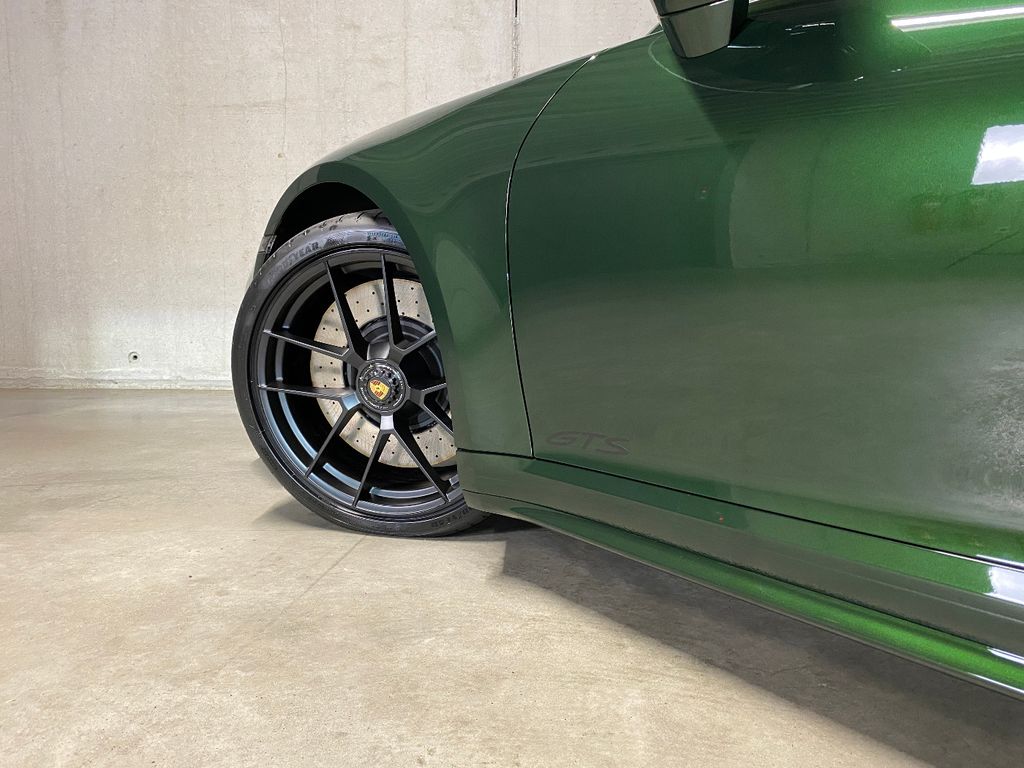 Porsche 992