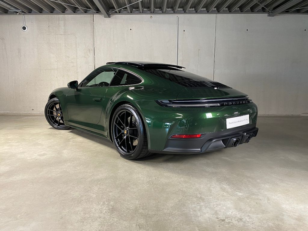Porsche 992